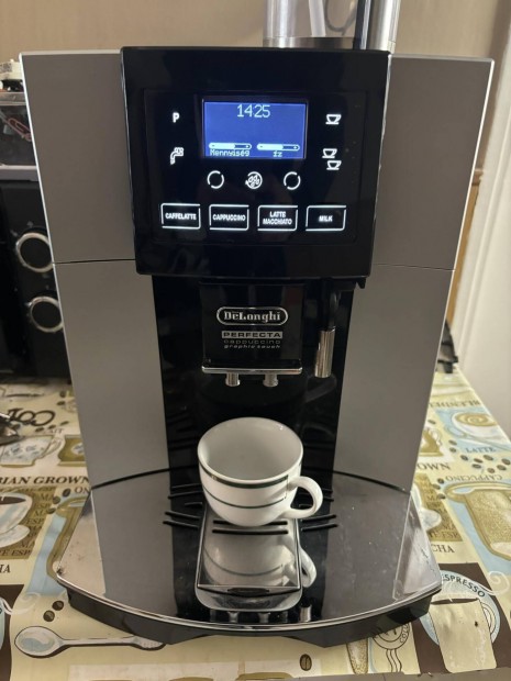 Elad Delonghi Perfecta Cappuchino Graphite Touch