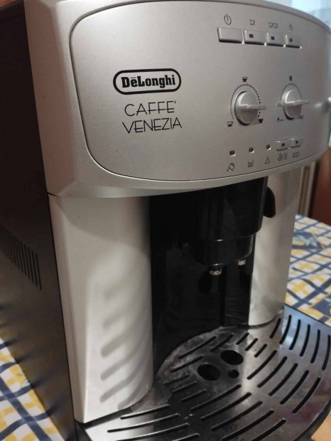 Elad Delonghi automata kvfz