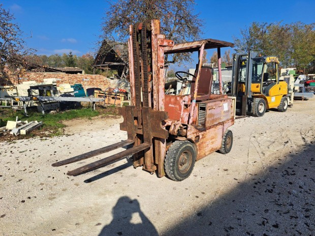 Elad Desta dzel targonca 1,6 tonns teherbrs Zetor motoros