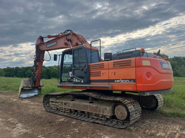 Eladó Doosan DX 300 LC