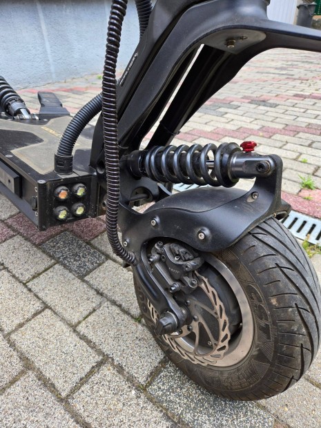 Eladó Dualtron X elektromos roller