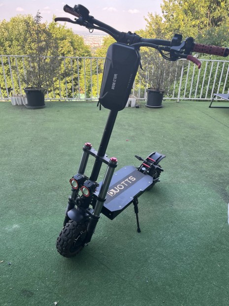Elad Duotts D88 elektromos roller 