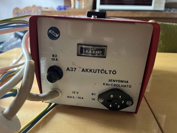 Elad ELKIS A37 akkumultortlt