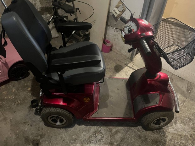 Eladó EL-GO/M (HS 580) 4 kerekű elektromos moped