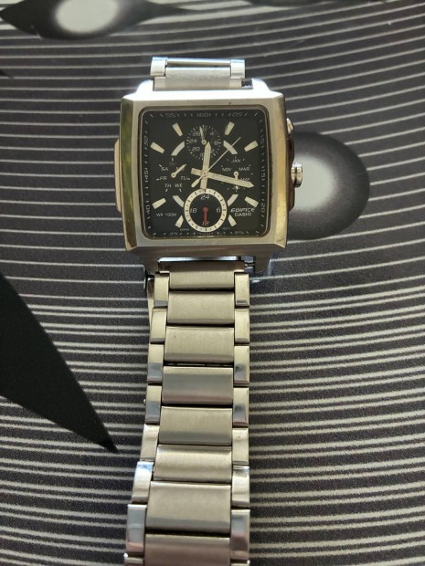 Eladó Edifice Casio Férfi Karóra!