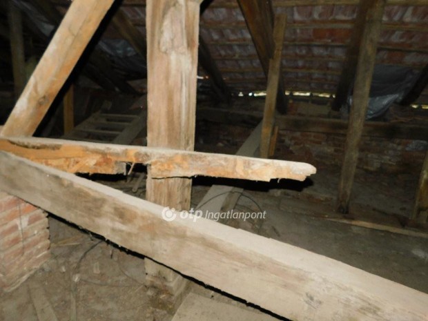 Elad� Egy�b ipari ingatlan