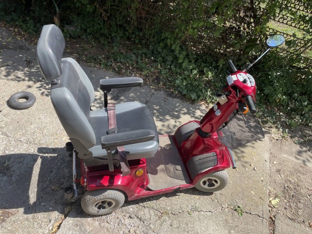 Elad� El-Go Mozg�skorl�tozott kocsi