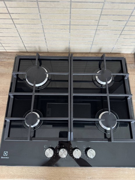 Eladó Electrolux fekete beépíthető gáz főzőlap - szinte új állapotban!