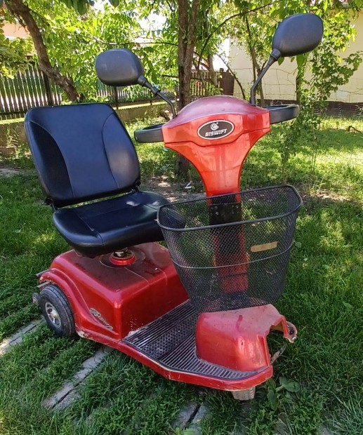 Elad Elektromos Moped!
