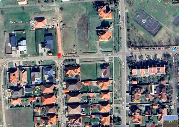 Elad� �p�t�si telek Gyula