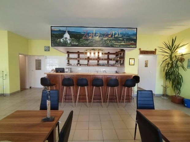 Elad� �tterem - K�l�n�ll� lak�ingatlan - Zalasz�nt�