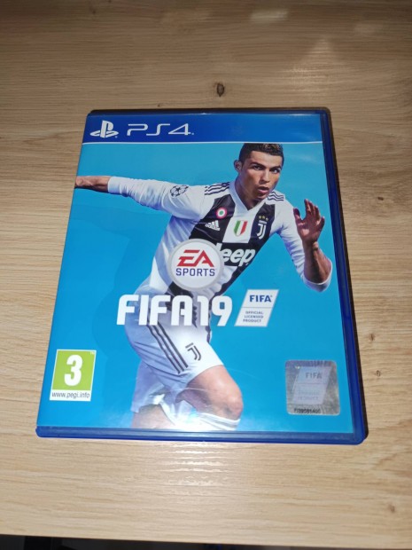 Elad FIFA 19 PS4 jtk