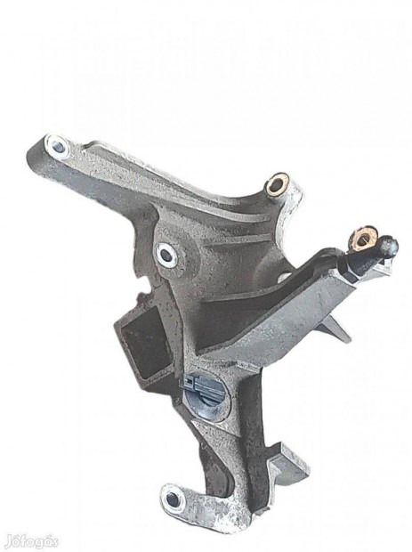 Eladó FM5Q-9B470-CB ford focus mk3 alumínium bak