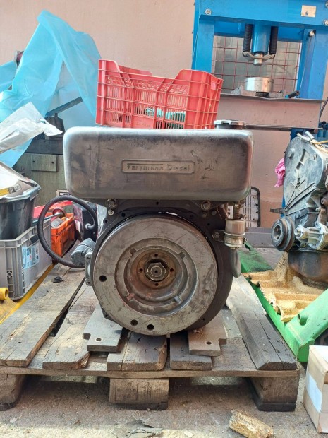 Elad Farymann diesel motor