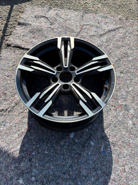 Elad Felni szett 5*120 R18