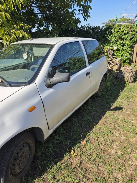Elad Fiat punt
