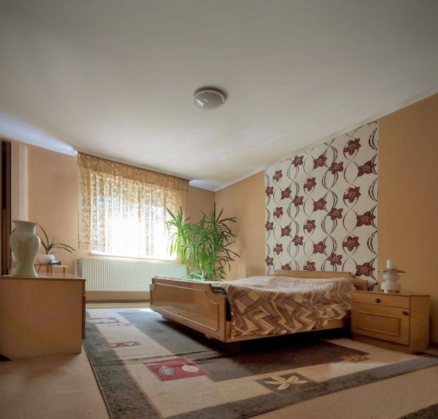 Elad� Fiatal �p�t�s� Ikerh�z-Ny�regyh�za-�jkistelekisz�l�