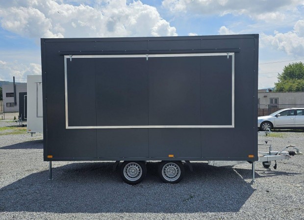 Eladó Food Truck Büfékocsi 4m-2700 kg