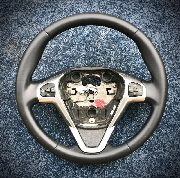 Eladó Ford Fiesta B-max Ecosport hibátlan kormány Bp/posta