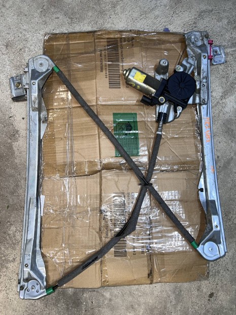 Elad Ford Focus 98-04 jobb els elektromos ablakemel szerkezet 