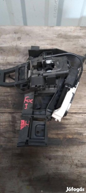 Eladó Ford Focus MK3 bal hátsó ajtózár