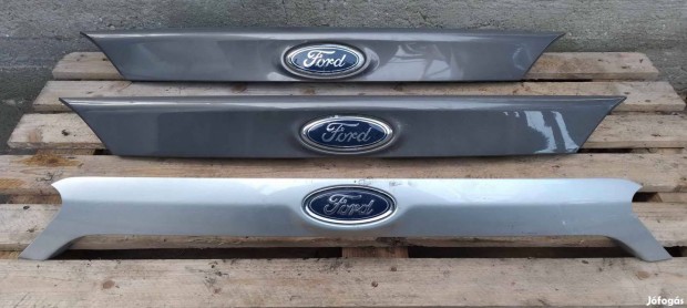 Elad Ford Focus MK3 csomagtr ajtnyit gomb 2011 tl