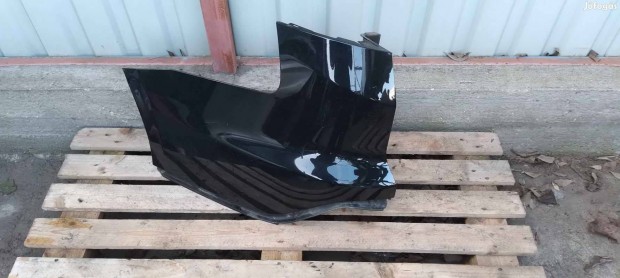 Eladó Ford Focus MK3 lökhárító borítás bal oldali