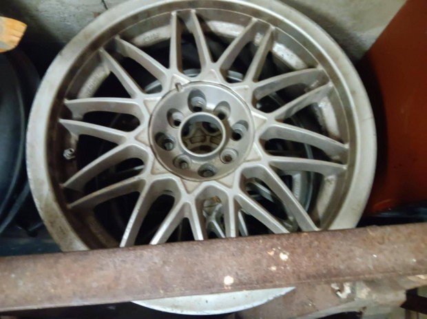 Elad� Ford Focus alufelni!