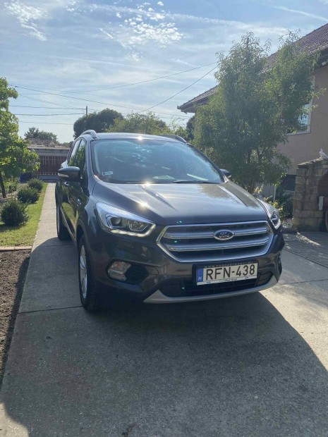 Elad Ford Kuga