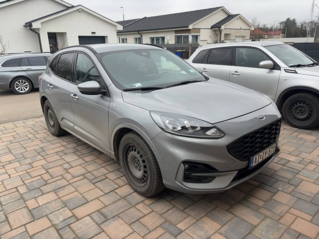Elad� Ford Kuga ST-line
