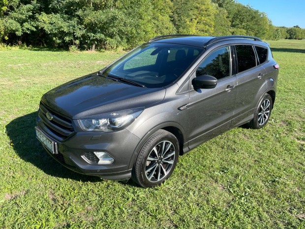 Elado Ford Kuga St-Line!