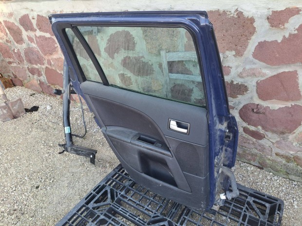 Eladó Ford Mondeo MK3 bal hátsó ajtó / balos hátsó ajtó