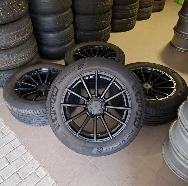Elad Ford Ranger 20" alufelni szett, Michelin nyri gumikkal