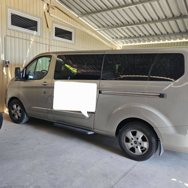 Eladó Ford Tourneo Custom