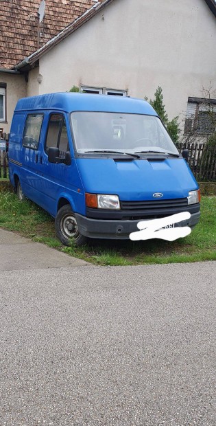 Elado Ford Transit