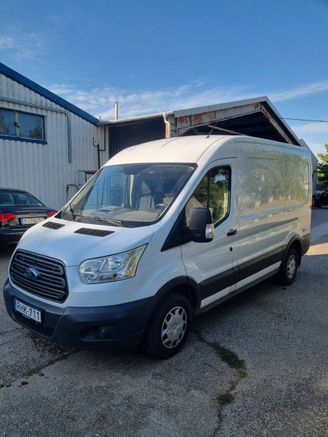 Elad Ford Transit Van