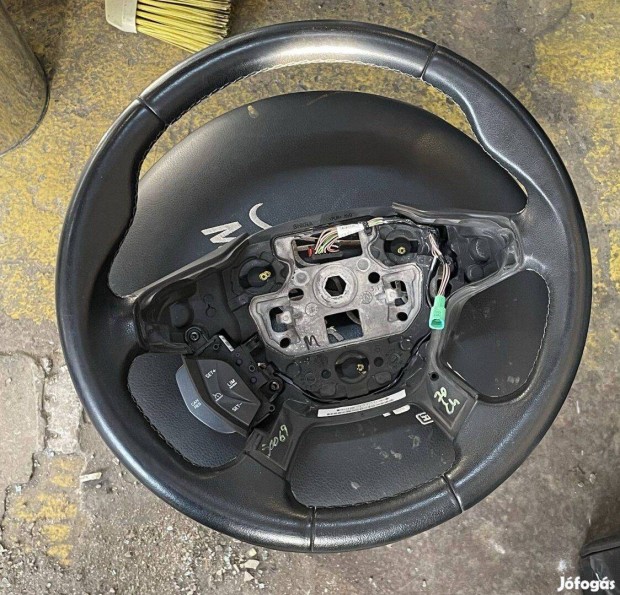 Eladó Ford focus mk3 Tempomatos Kormány