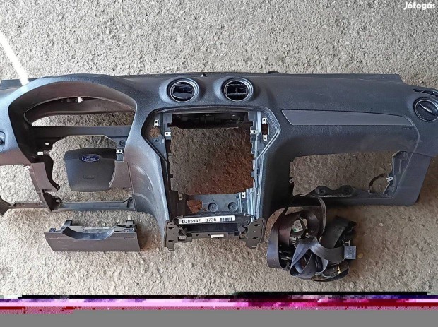 Eladó Ford mondeo mk4 légzsák szett olvasd el