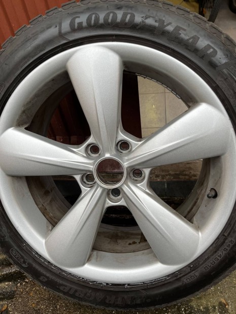 Elado Ford mustang tli gumi szett felnivel