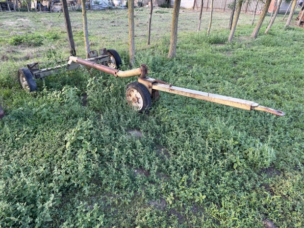 Eladó Fortschritt e301 e302 vágóasztalkocsi