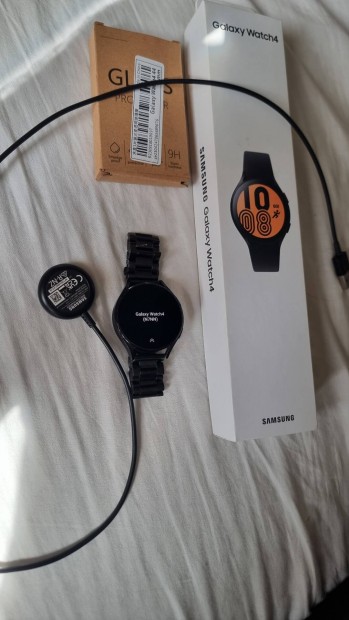 Elad Galaxy Watch4 44mm-es okosra