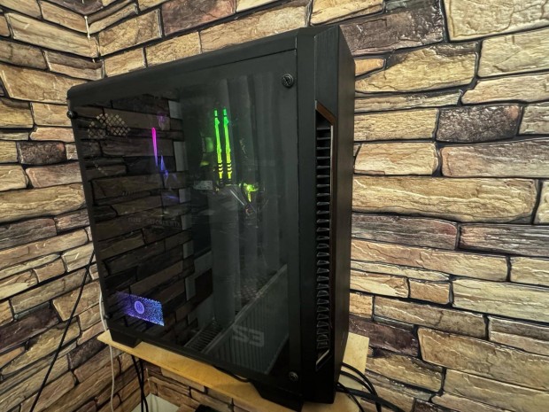 Elad Gamer PC