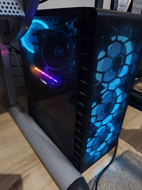 Elad Gamer pc I7 9700k Rtx 3060ti