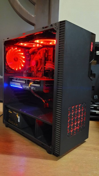 Elad Gaming PC, RX5700XT (Rtx 3060), i5 8th gen, 16gb ram