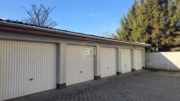 Elad� Gar�zs, Szeged 12.000.000 Ft