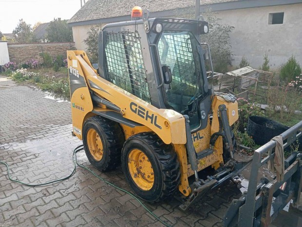 Elad Gehl R135 Kompakt Rakodgp