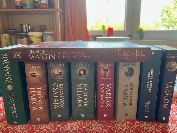 Elad George R.R. Martin Knyvek