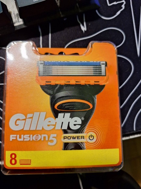 Elad Gillette Fusion 5 elektromos borotva s pengk