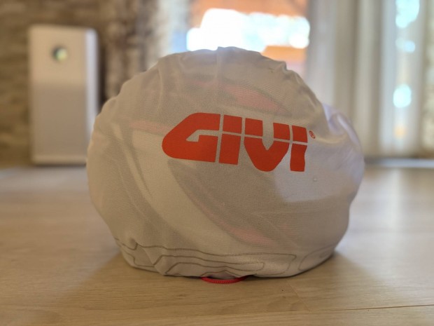 Eladó Givi X21 felnyitható bukósisak