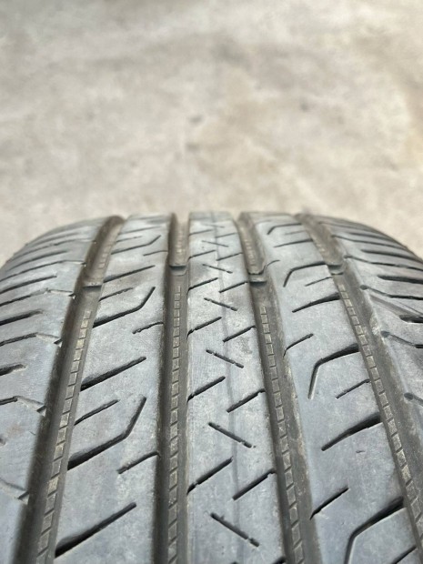 Elad Goodyear Efficientgrip Performance SUV 225/55 R18 102 V